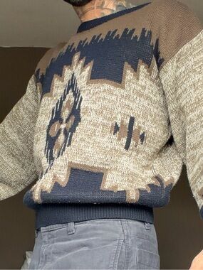 Aprico Brown and Black Geometric Crewneck Sweater